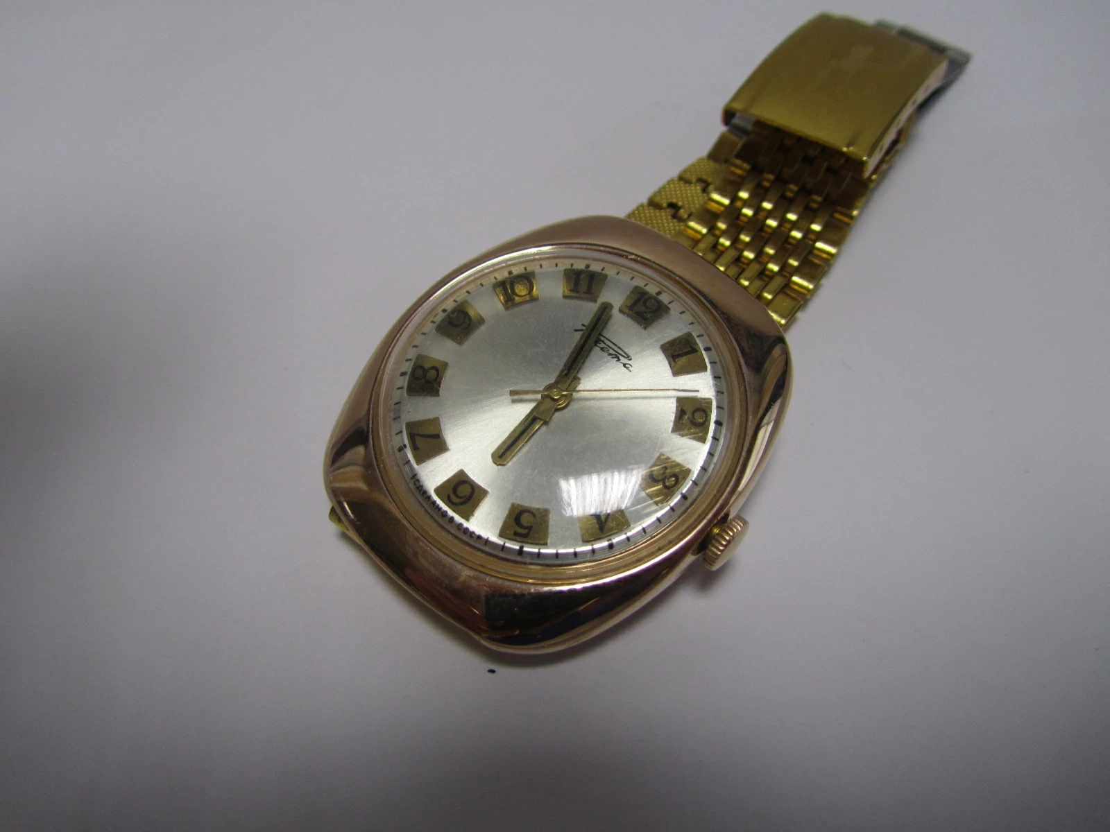 zegarek-rakieta-cccp-583-20g-zlota-stan-uzywany