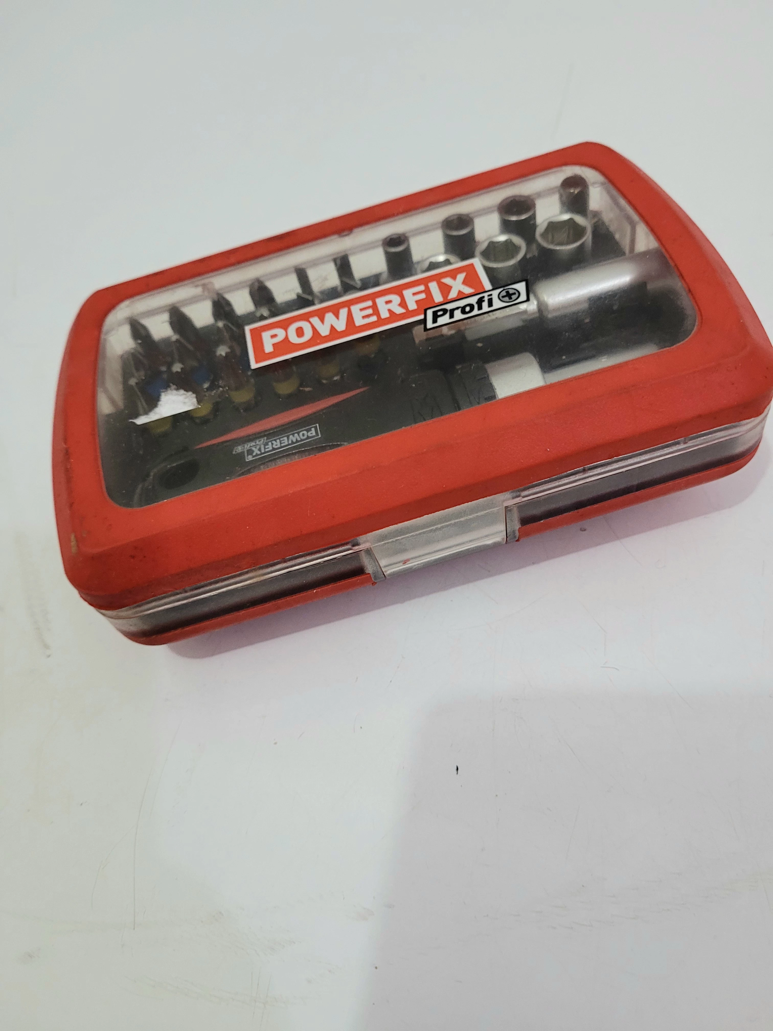 zestaw-kluczy-nasadowych-z-grzechotka-powerfix-p-marka-powermax