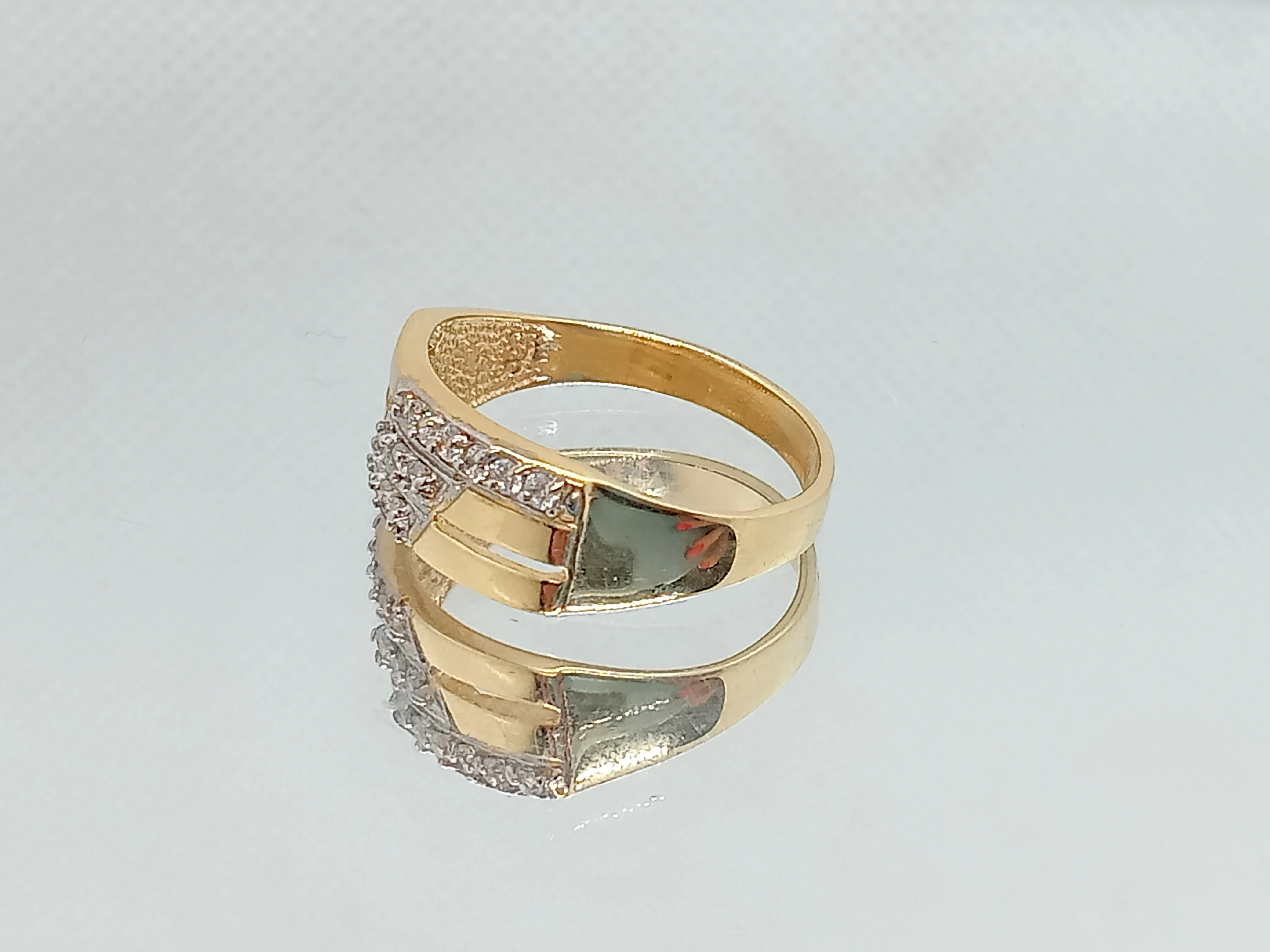 zloty-pierscionek-z-cyrkoniami-585-r14-marka-inna-marka