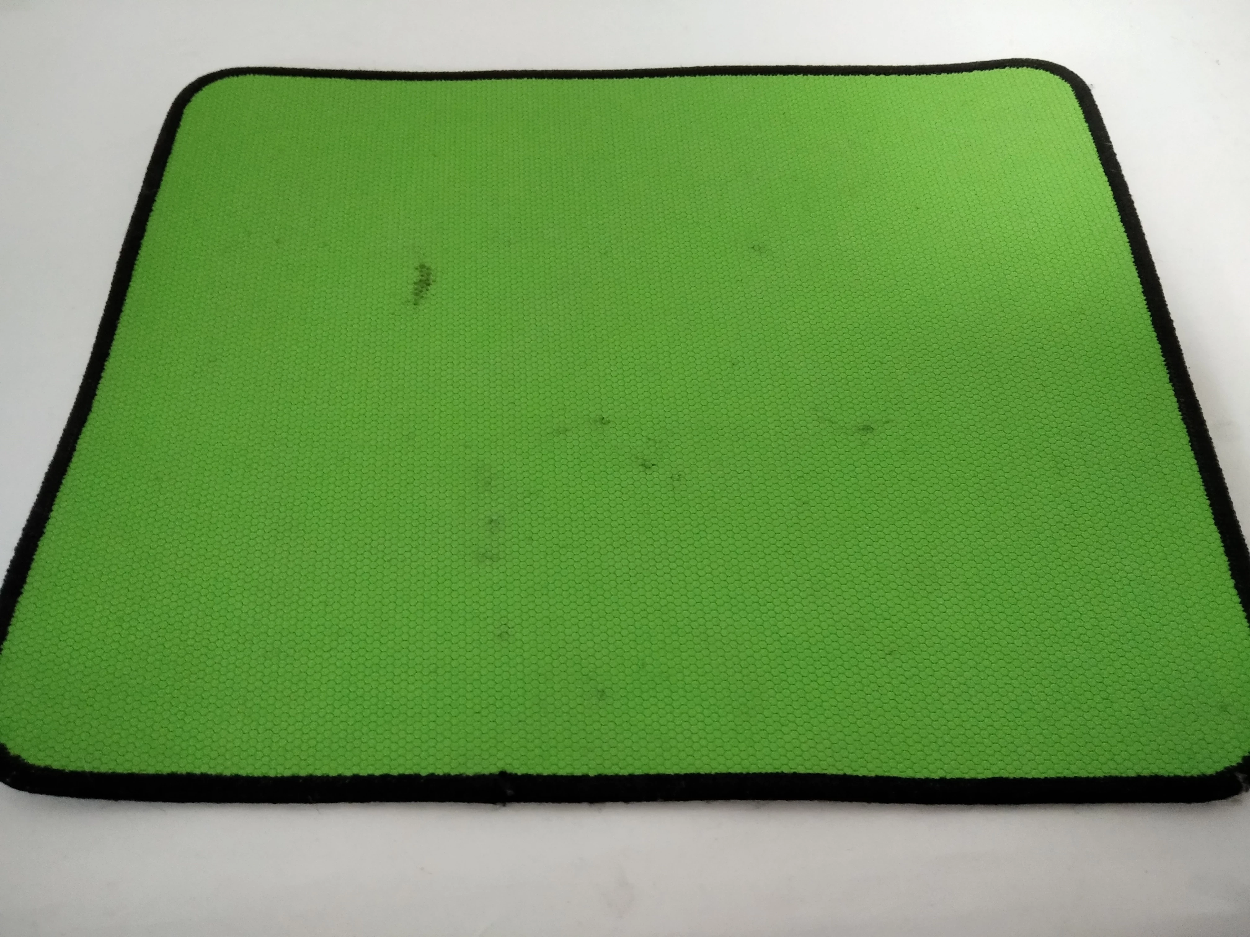 razer-goliathus-control-fissure-edition-ean-8886419317777