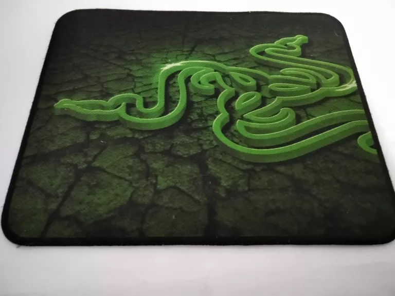 razer-goliathus-control-fissure-edition-stan-uzywany