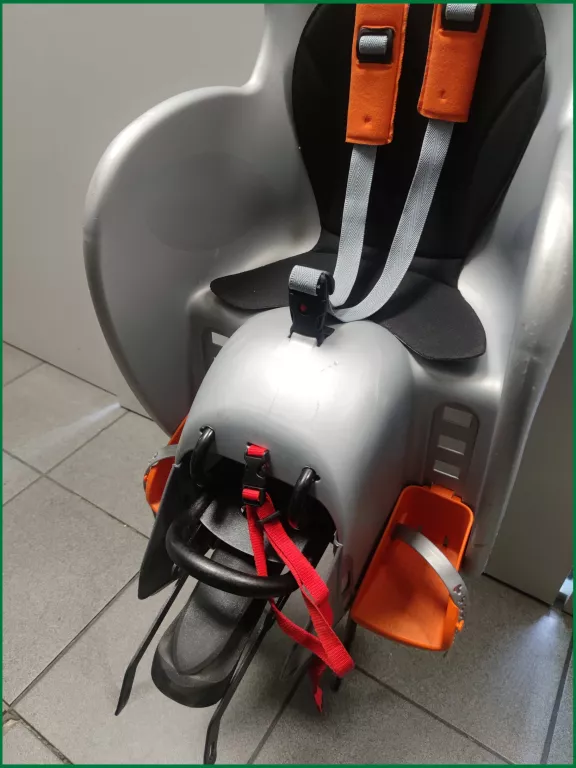 fotelik-rowerowy-btwin-z-bagaznikiem-obciazenie-maksymalne-25