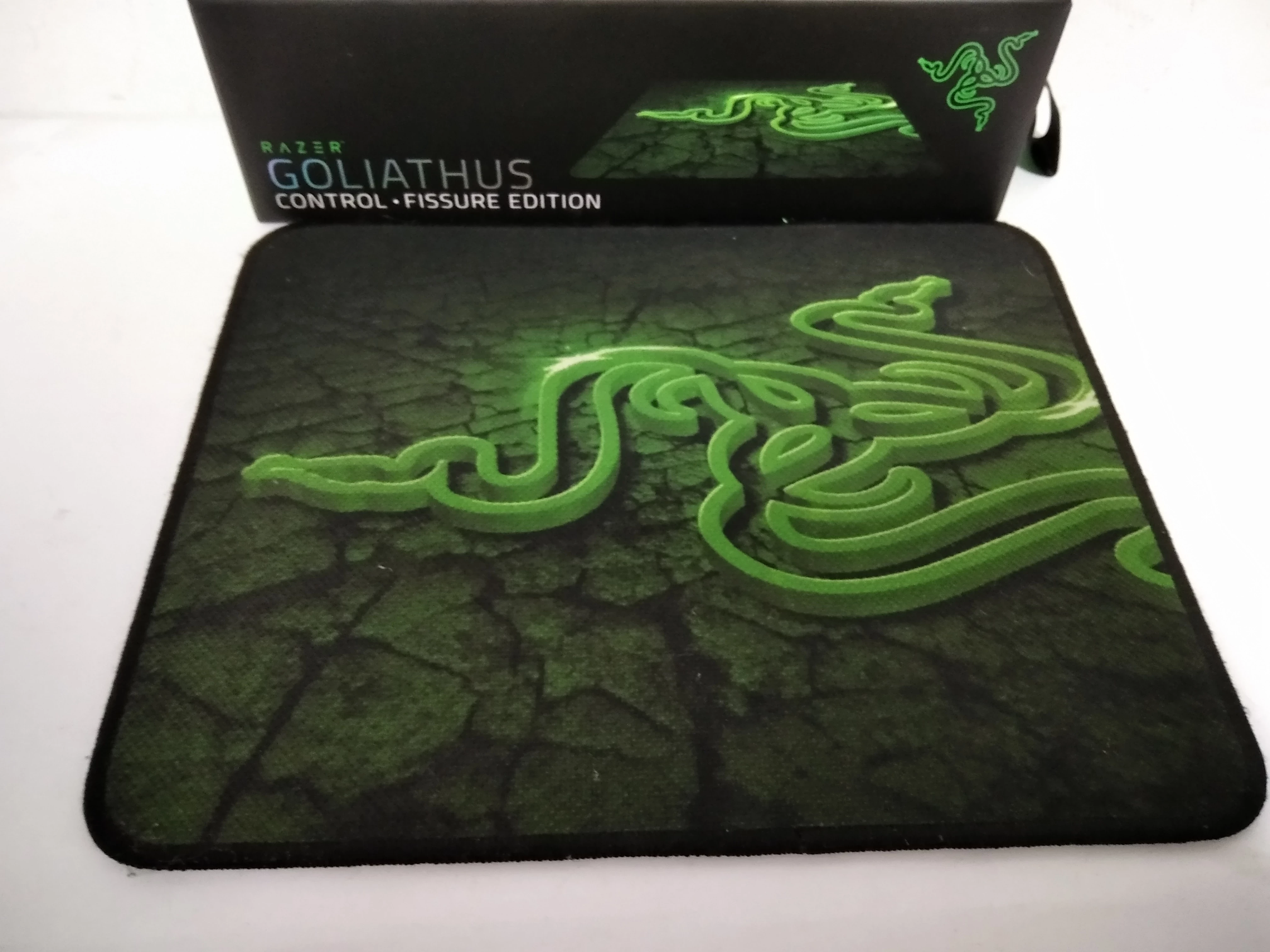 razer-goliathus-control-fissure-edition-orla-42-pabianice