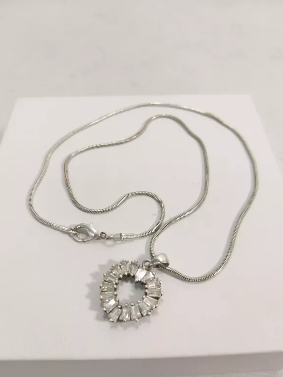 SREBRNY ŁAŃCUSZEK Z ZAWIESZKĄ 925 9.86 G 50 CM