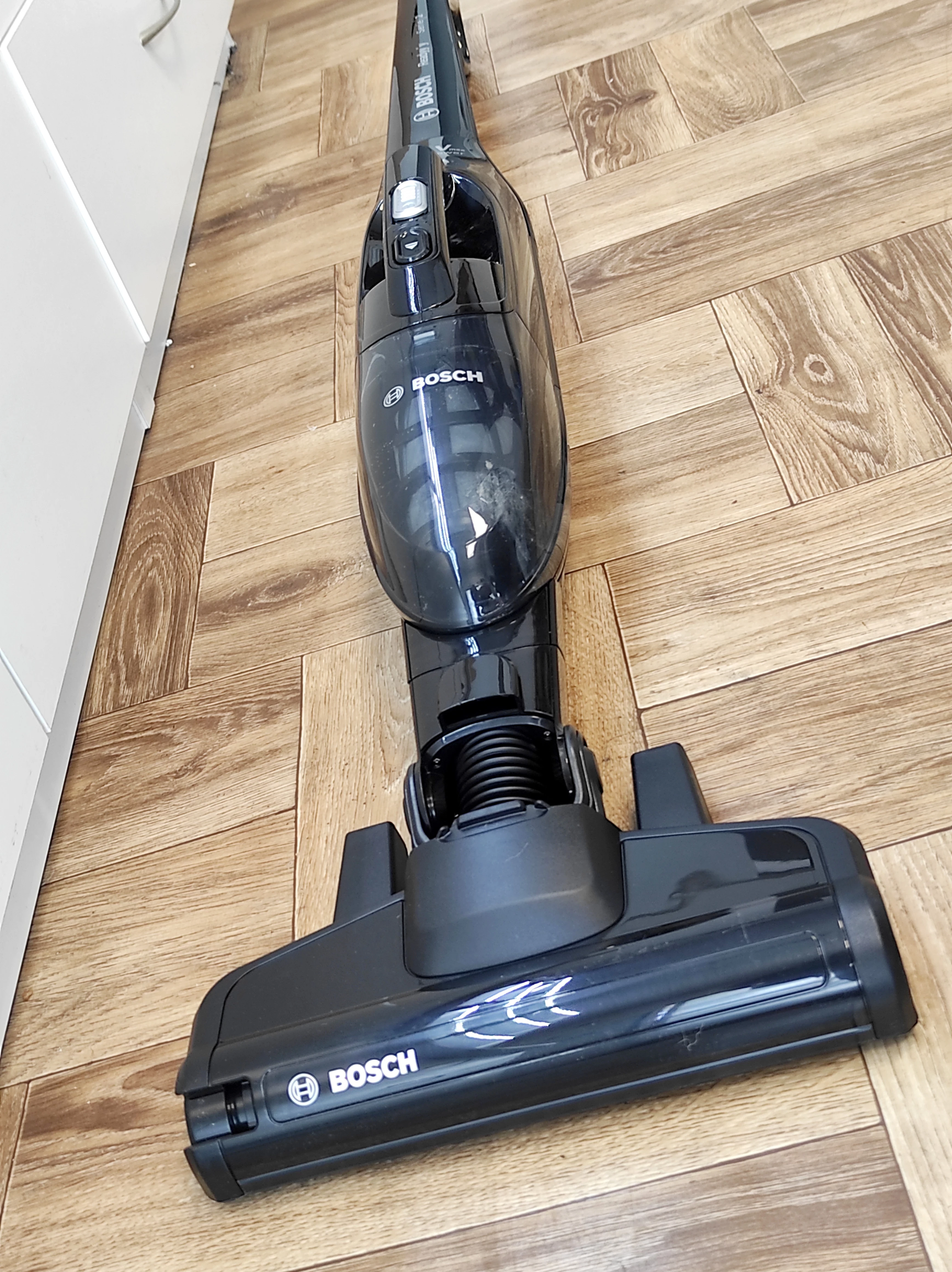 odkurzacz-bezprzewodowy-bosh-bchf220b-readyyy-ean-gtin-4242005183302