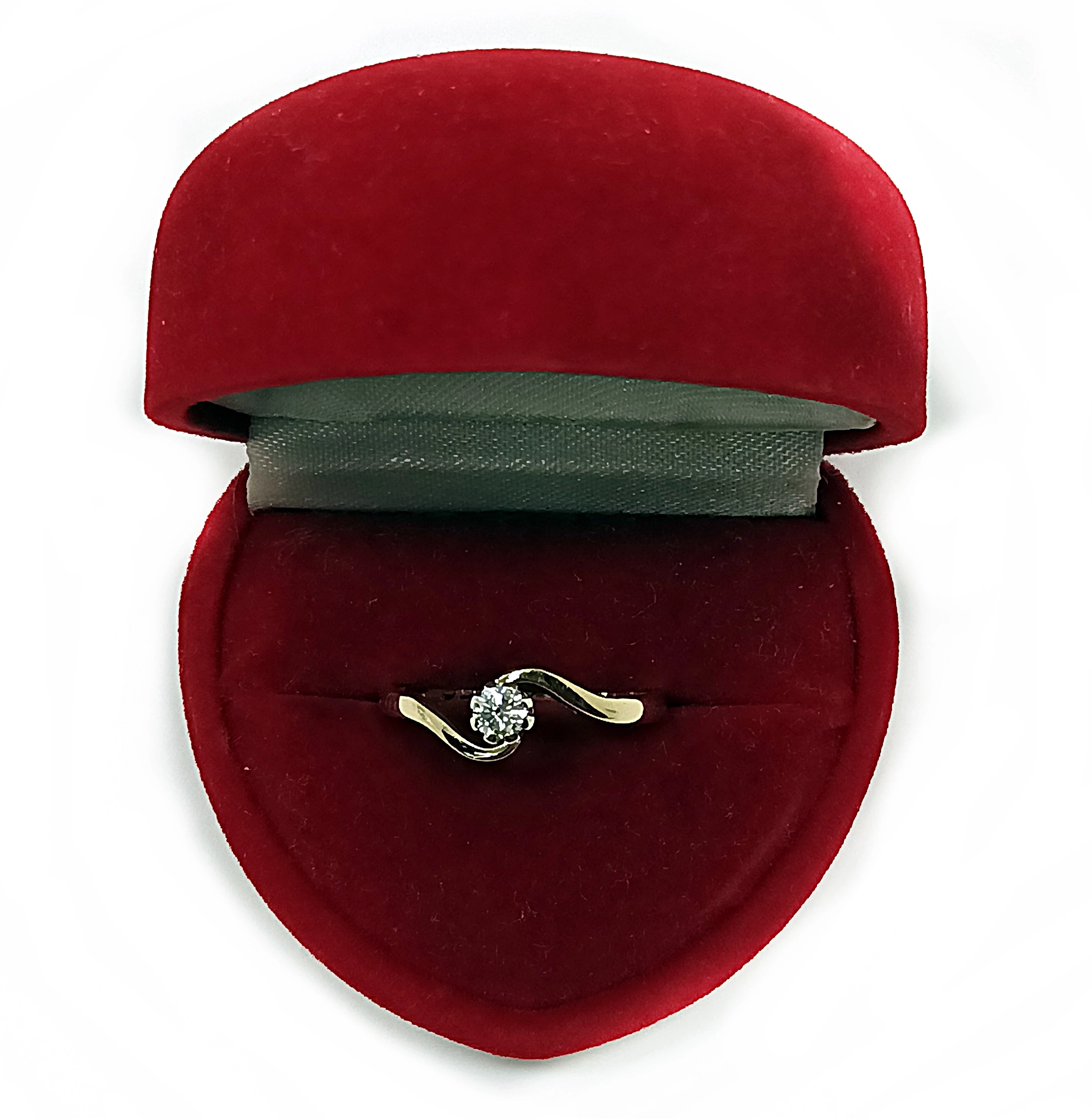 zloty-pierscionek-375-brylant-019ct-r14-material-15835-2