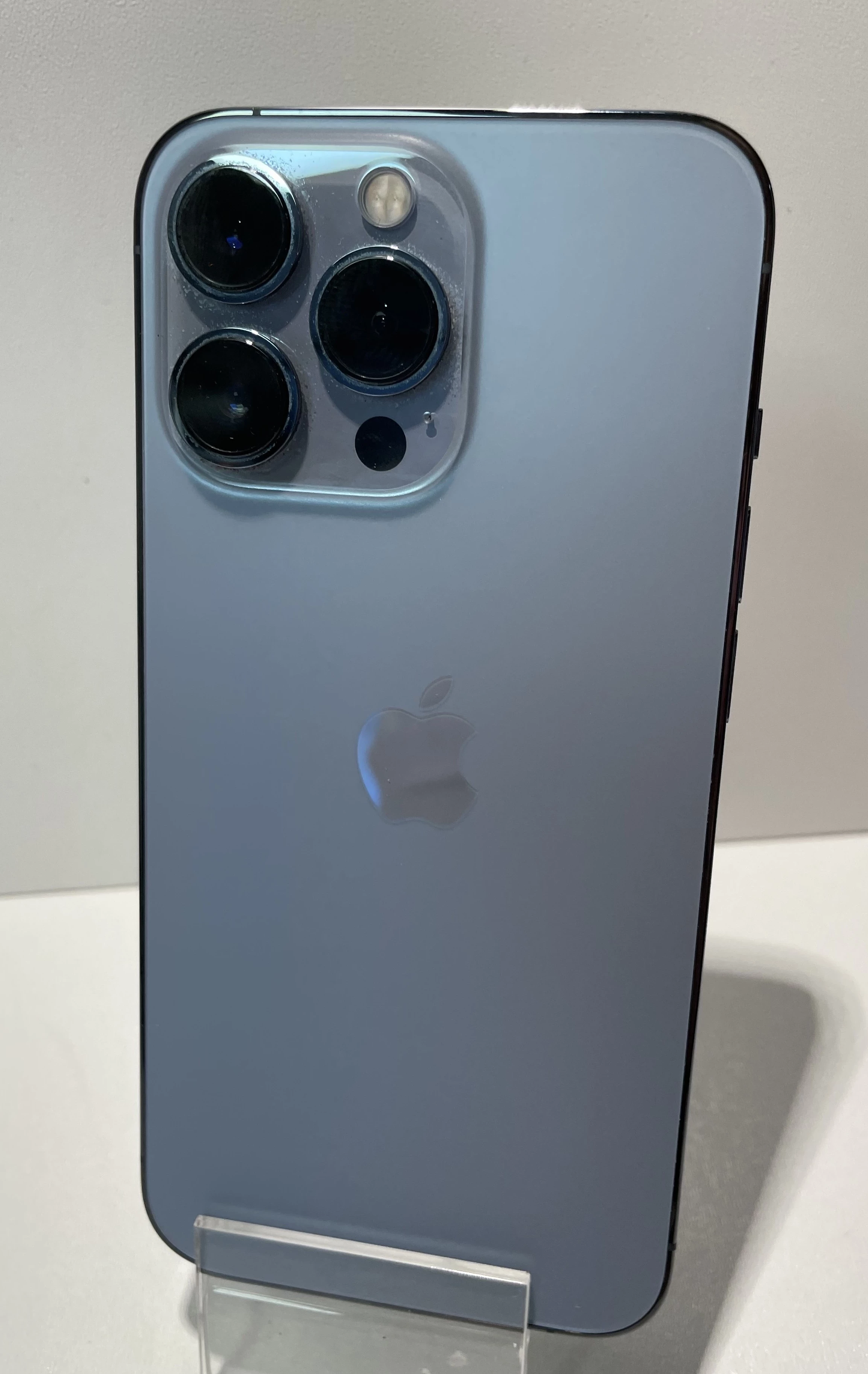 telefon-apple-iphone-13-pro-128gb-polecamy-wbudowana-pamiec-128-gb