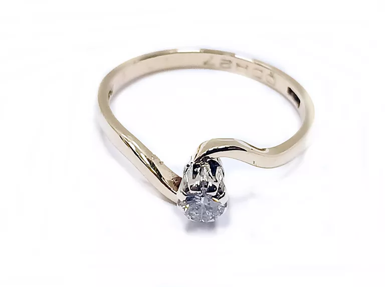 ZŁOTY  PIERŚCIONEK 375 BRYLANT 0,19CT R14