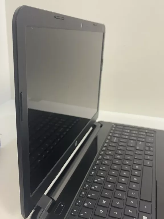 LAPTOP HP QCWB335