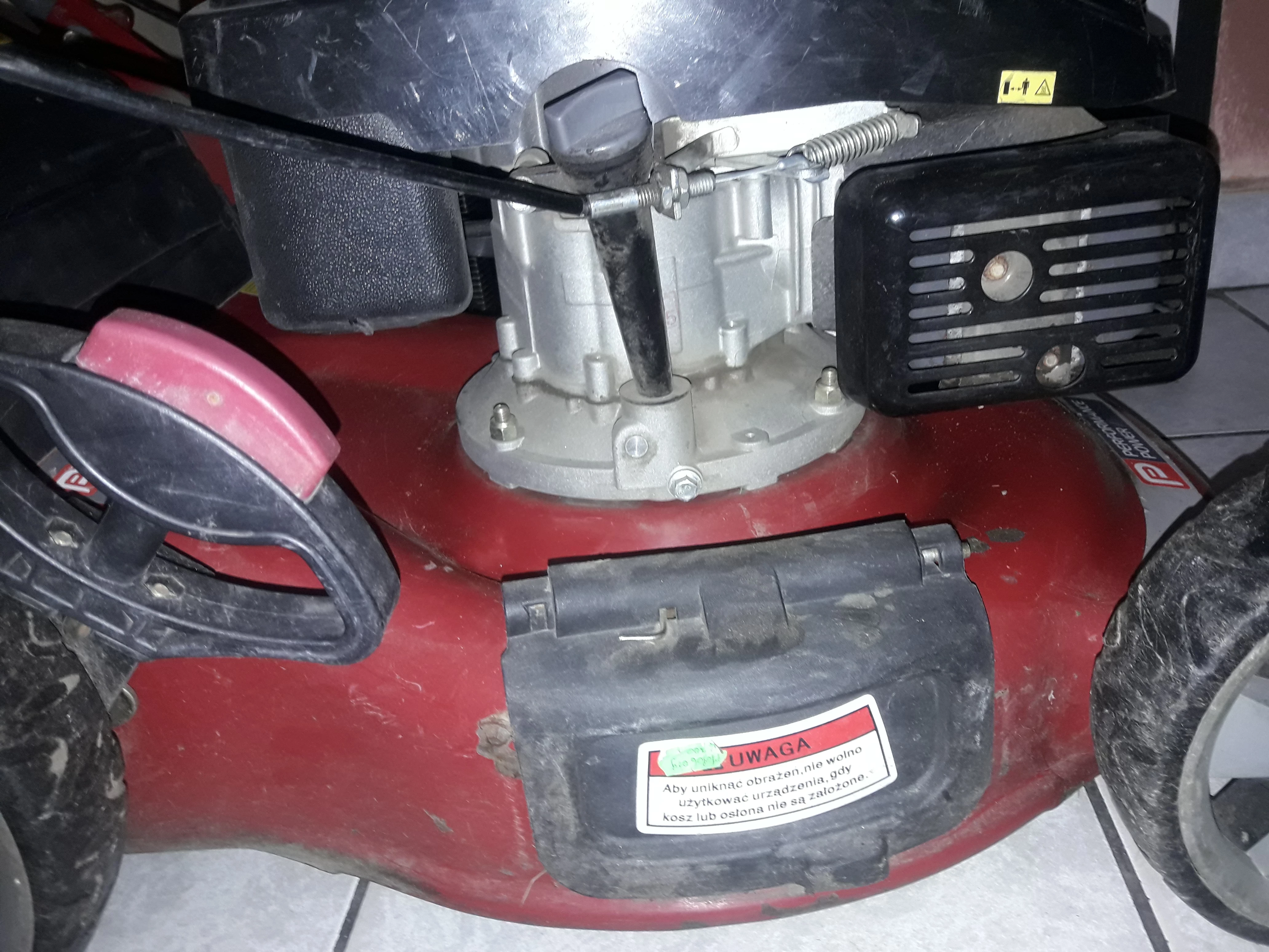 kosiarka-spalinowa-performec-pplm139hkosz-pojemnosc-kosza-55