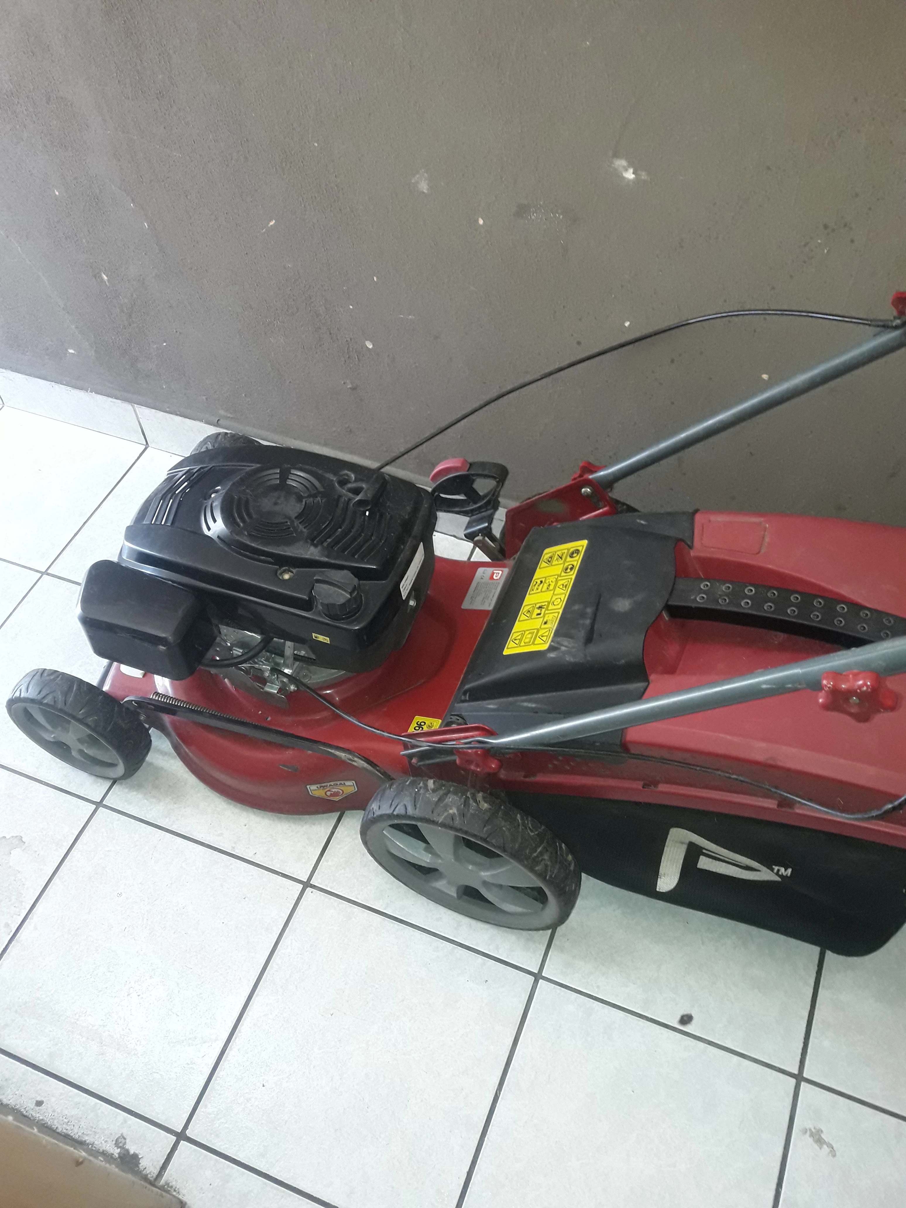 kosiarka-spalinowa-performec-pplm139hkosz-stan-uzywany