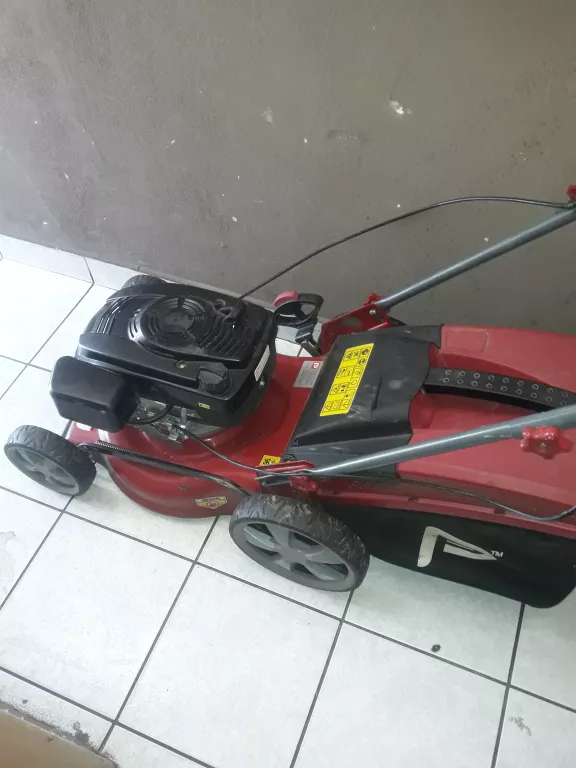 KOSIARKA SPALINOWA PERFORMEC PPLM139H+KOSZ