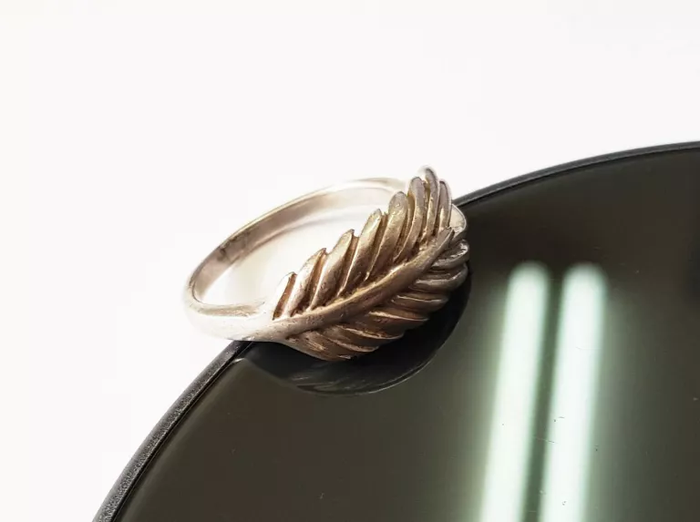 srebrny-pierscionek-483g-p925-r14-material-srebro