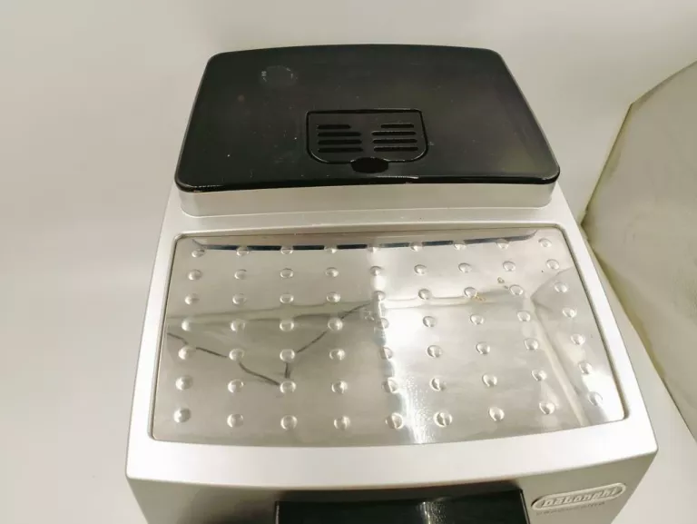 delonghi-ecam-23460spudelko-kolor-dominujacy-srebrnyszary