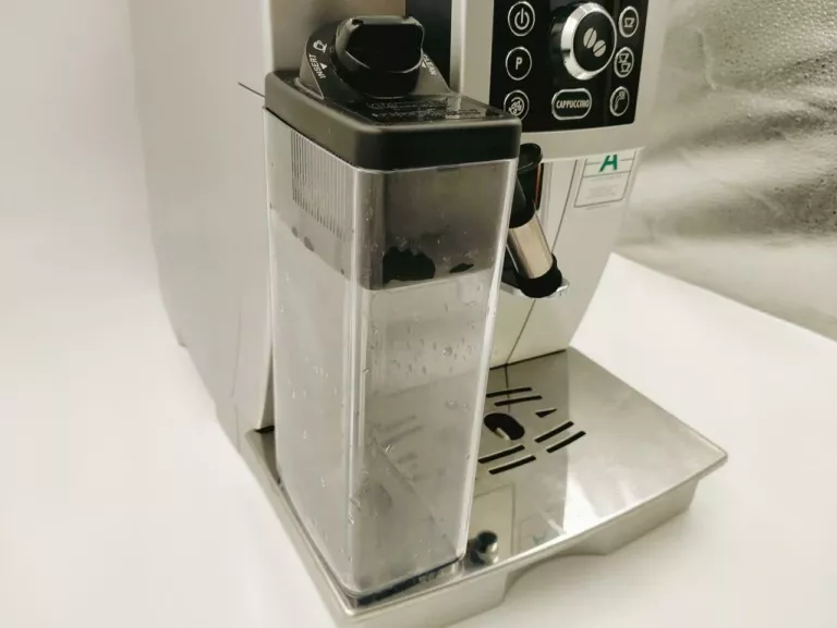 delonghi-ecam-23460spudelko-marka-delonghi