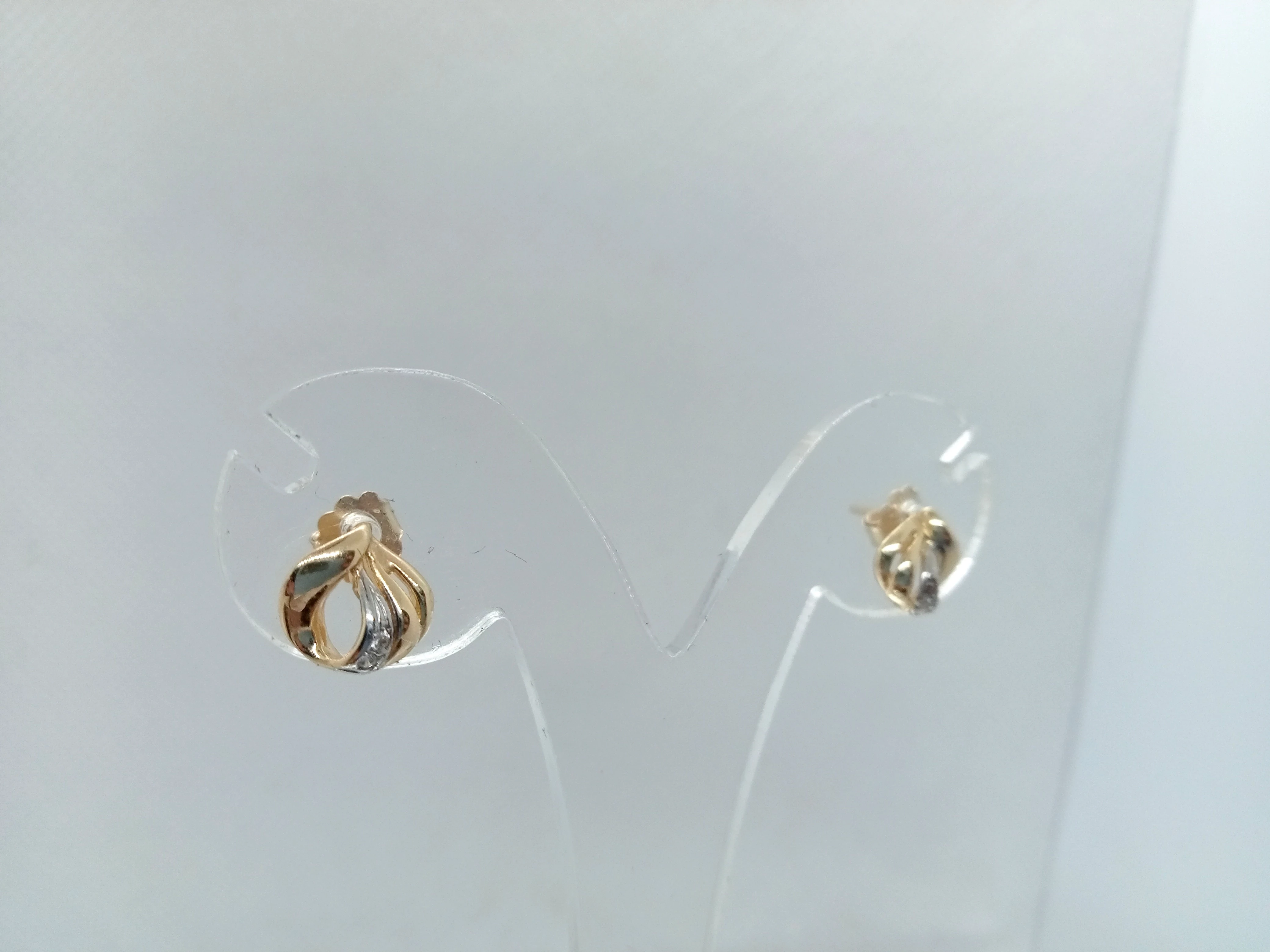 zlote-kolczyki-z-cyrkoniami-585-124g-rodzaj-wyrob-jubilerski