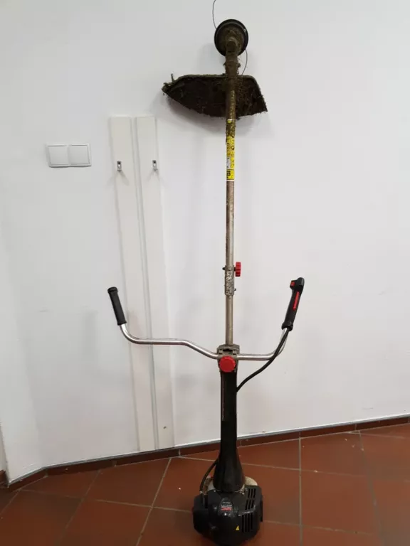 PODKASZARKA SPALINOWA NAC MEX620