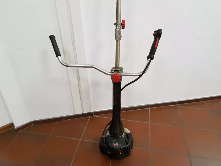 PODKASZARKA SPALINOWA NAC MEX620