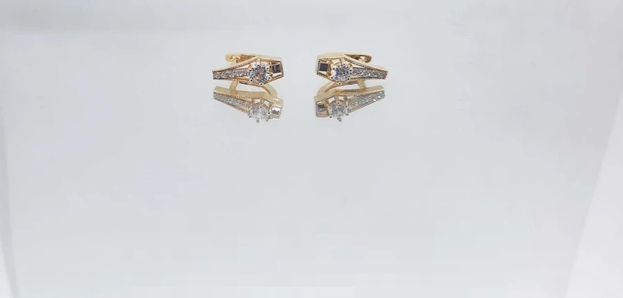 niesamowite-zlote-kolczyki-585-278-g-motyw-inny-ksztalt