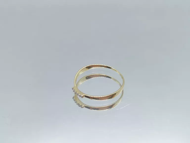 zloty-pierscionek-z-drobnymi-cyrkoniami-085g16-marka-inna-marka