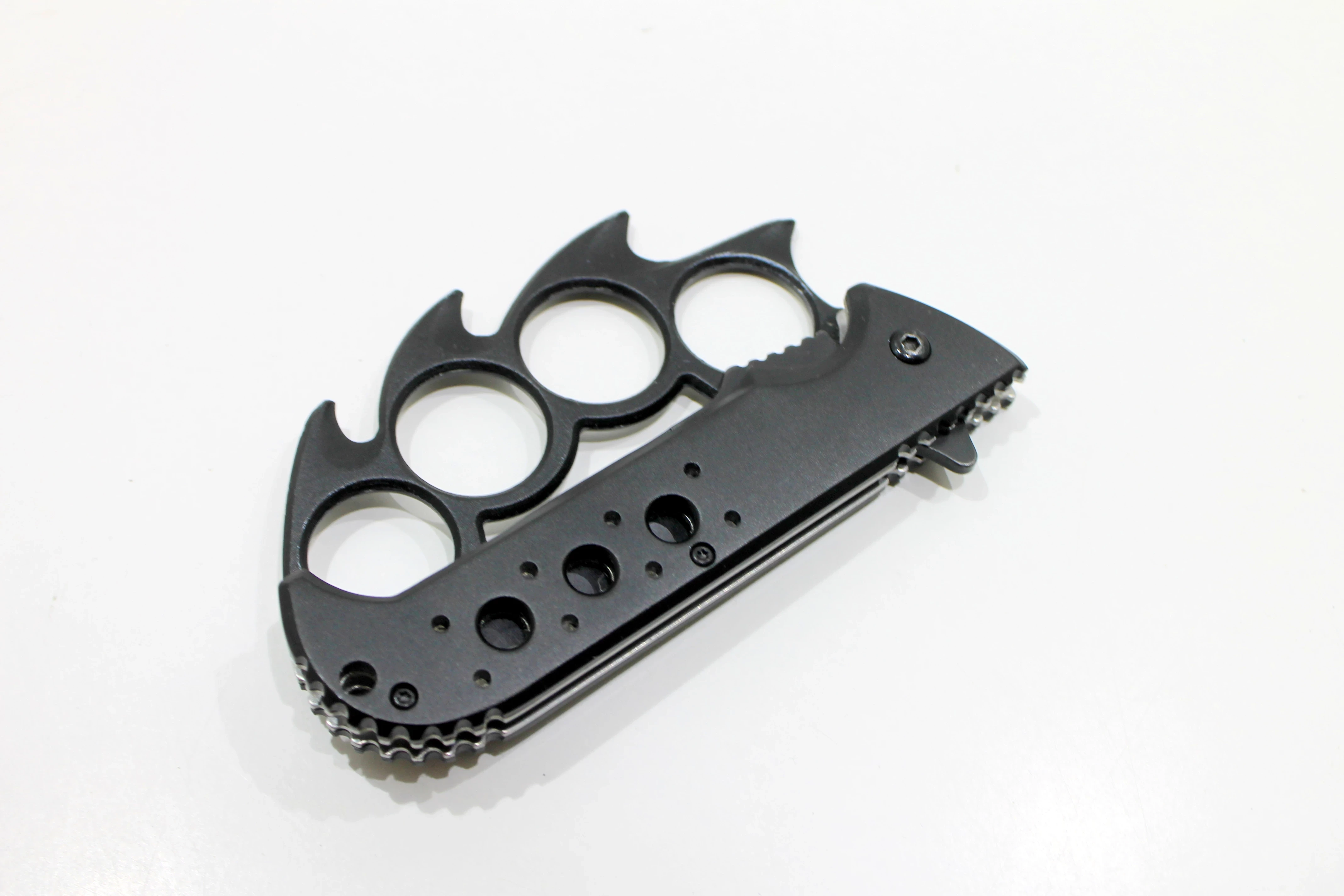 grozny-czarny-kastet-z-nozem-do-samoobrony-stan-nowy