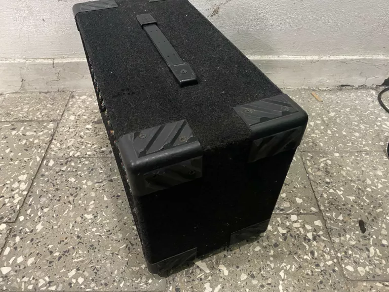 WZMACNIACZ POWER MIXER BOX ELECTRONICS SPM 200