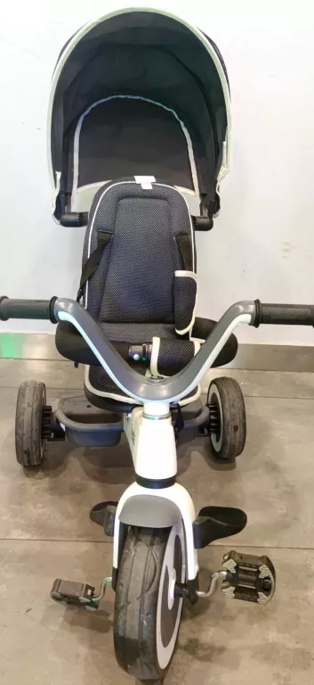 fjessa-city-grafitowy-rowerek-trojkolowy-katowicka-9-myslowice