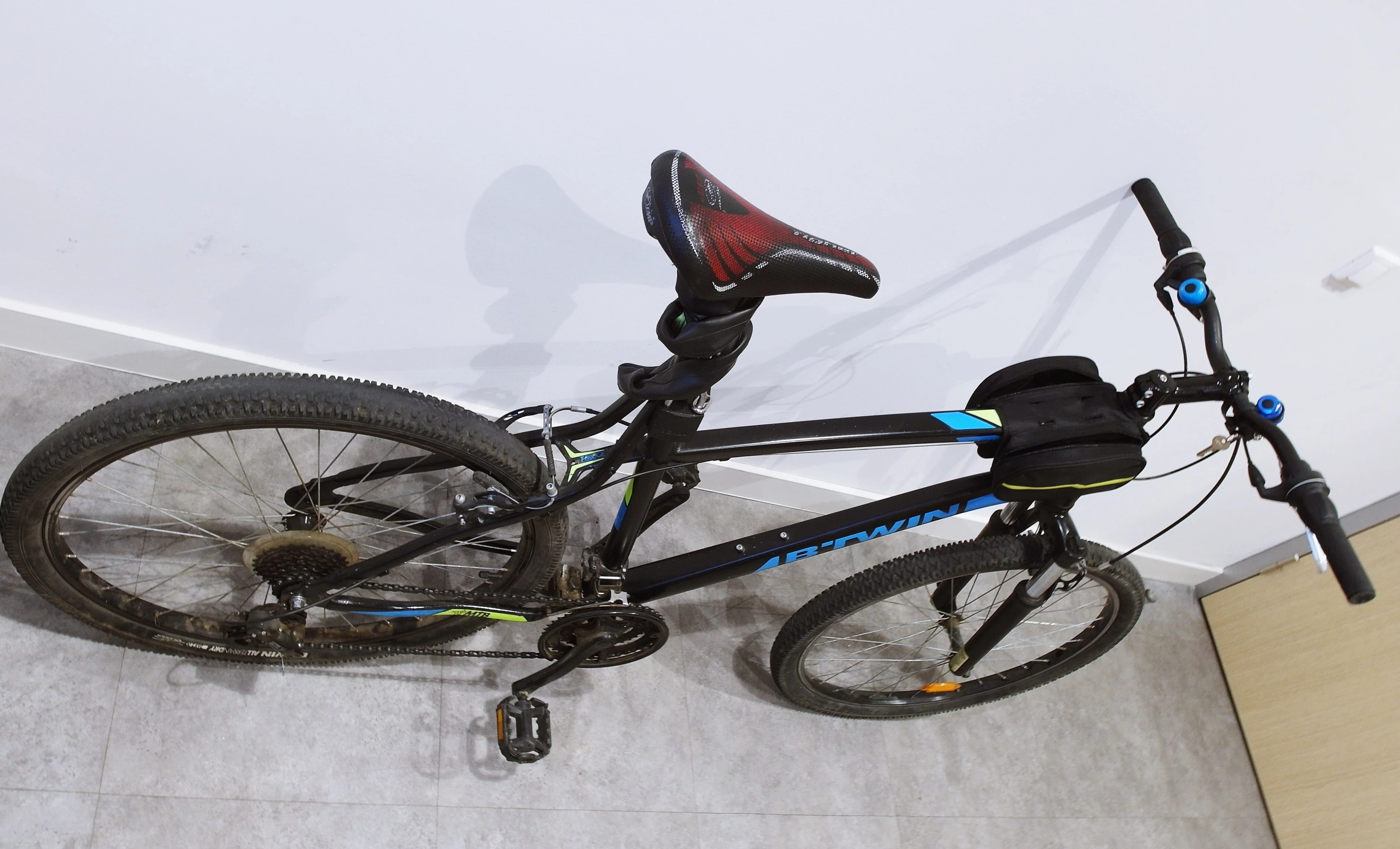 rower-btwin-rockrider-340-rama-xl-model-8583819