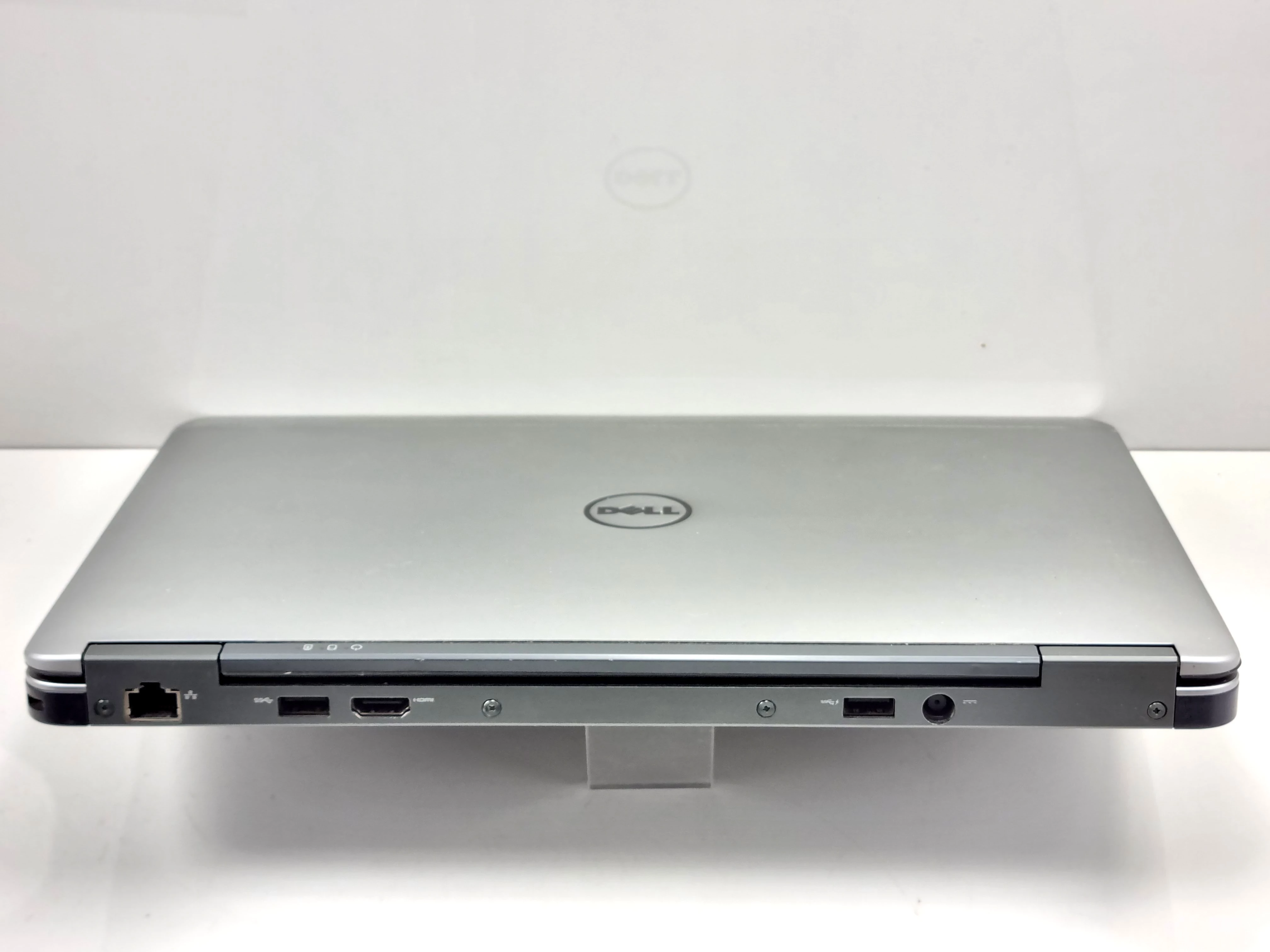 dell-latitude-e7240-i7ram8gbssd-256win10-pr-liczba-rdzeni-procesora-4