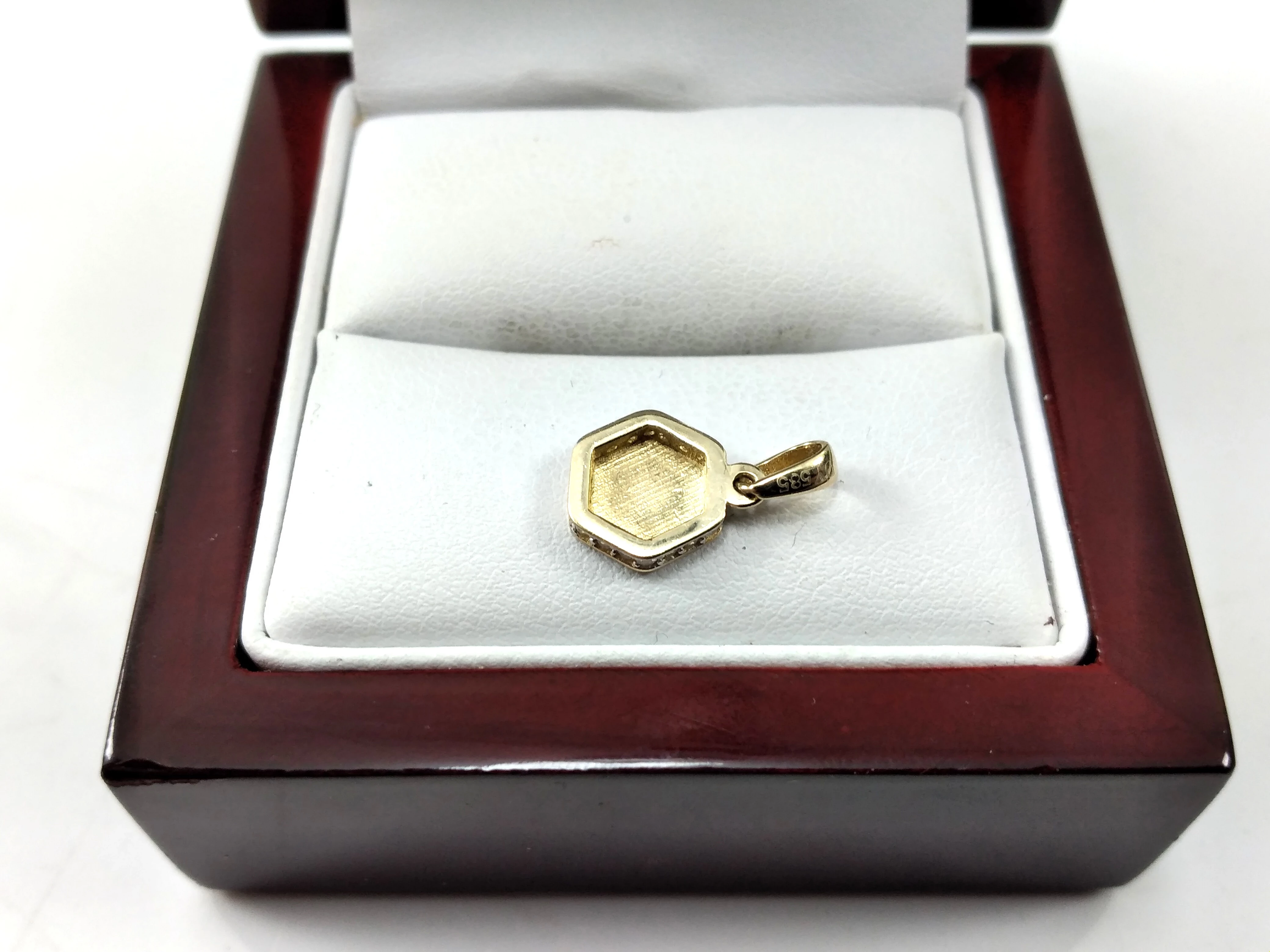 zlota-zawieszka-szesciokat-cyrkonie-092g-14k-rodzaj-2205-16