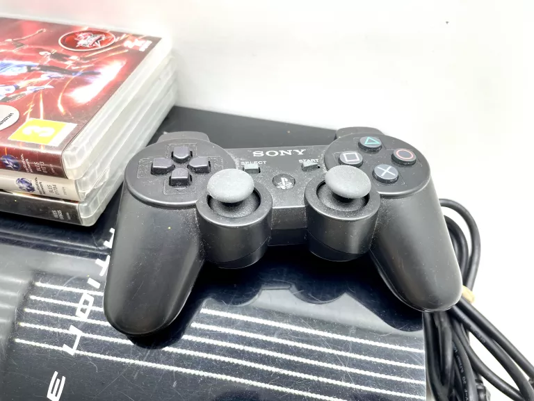KONSOLA SONY PLAYSTATION 3 CECHG04 + 3 GRY + PAD