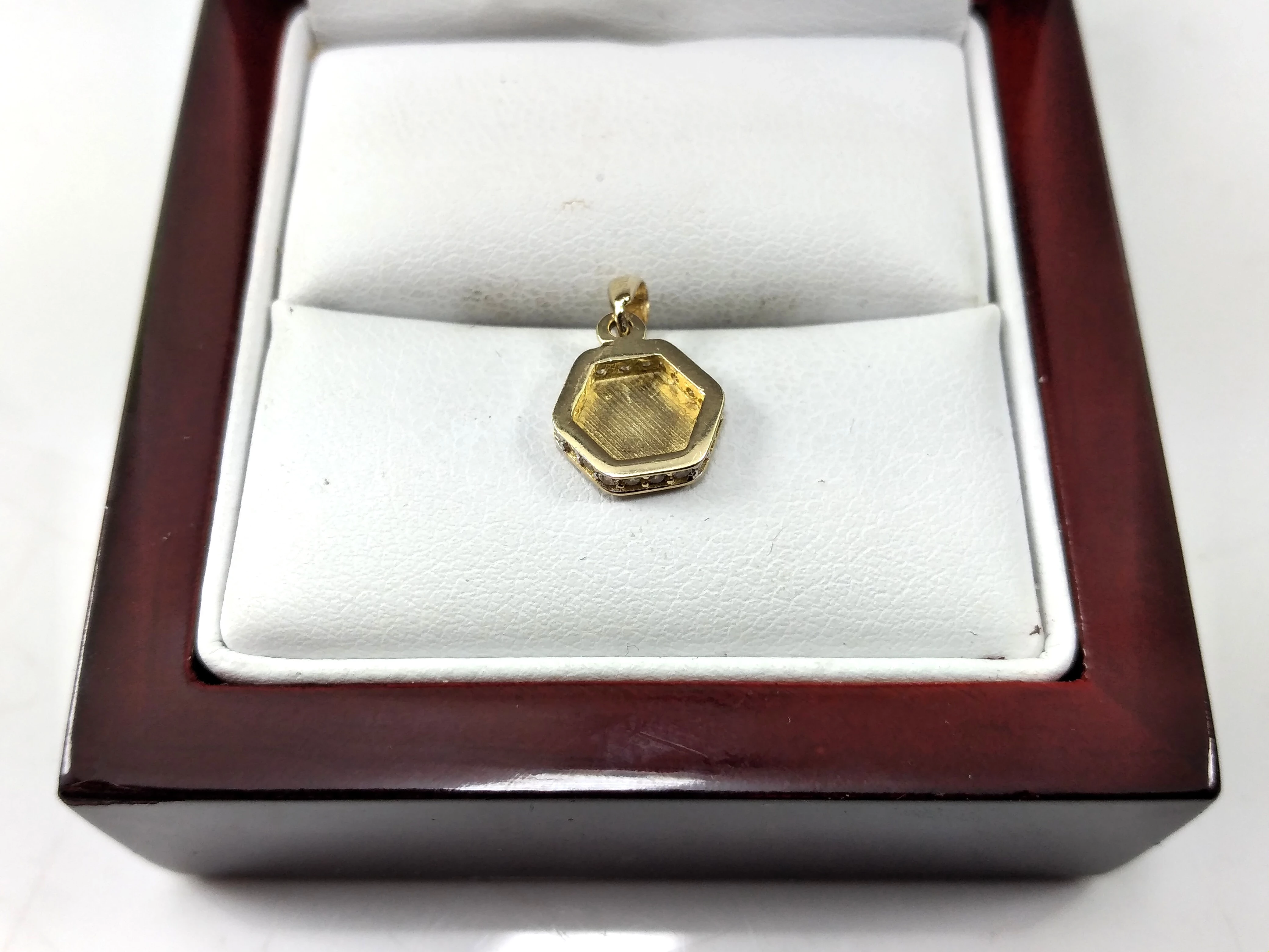 zlota-zawieszka-szesciokat-cyrkonie-092g-14k-ean-gtin-6932308200049