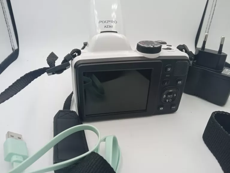 KODAK PIXPRO AZ361 NIE WŁĄCZA SIĘ