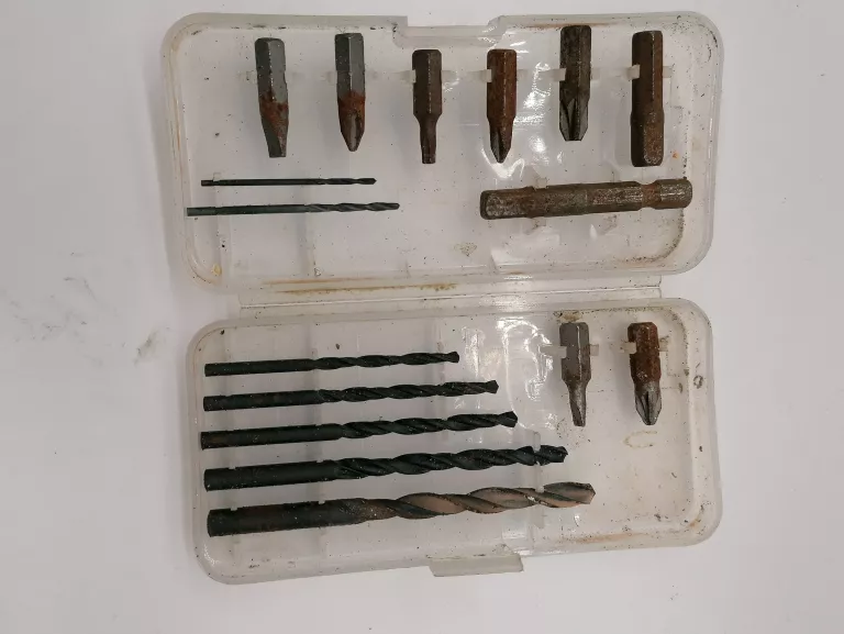 wkretarka-my-project-12v-walizka-napiecie-v-12-v