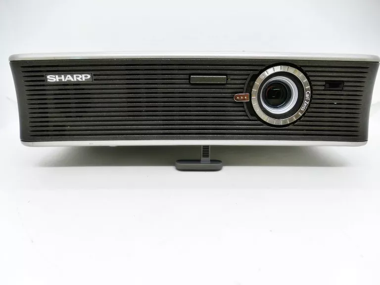 PROJEKTOR SHARP XR-1X