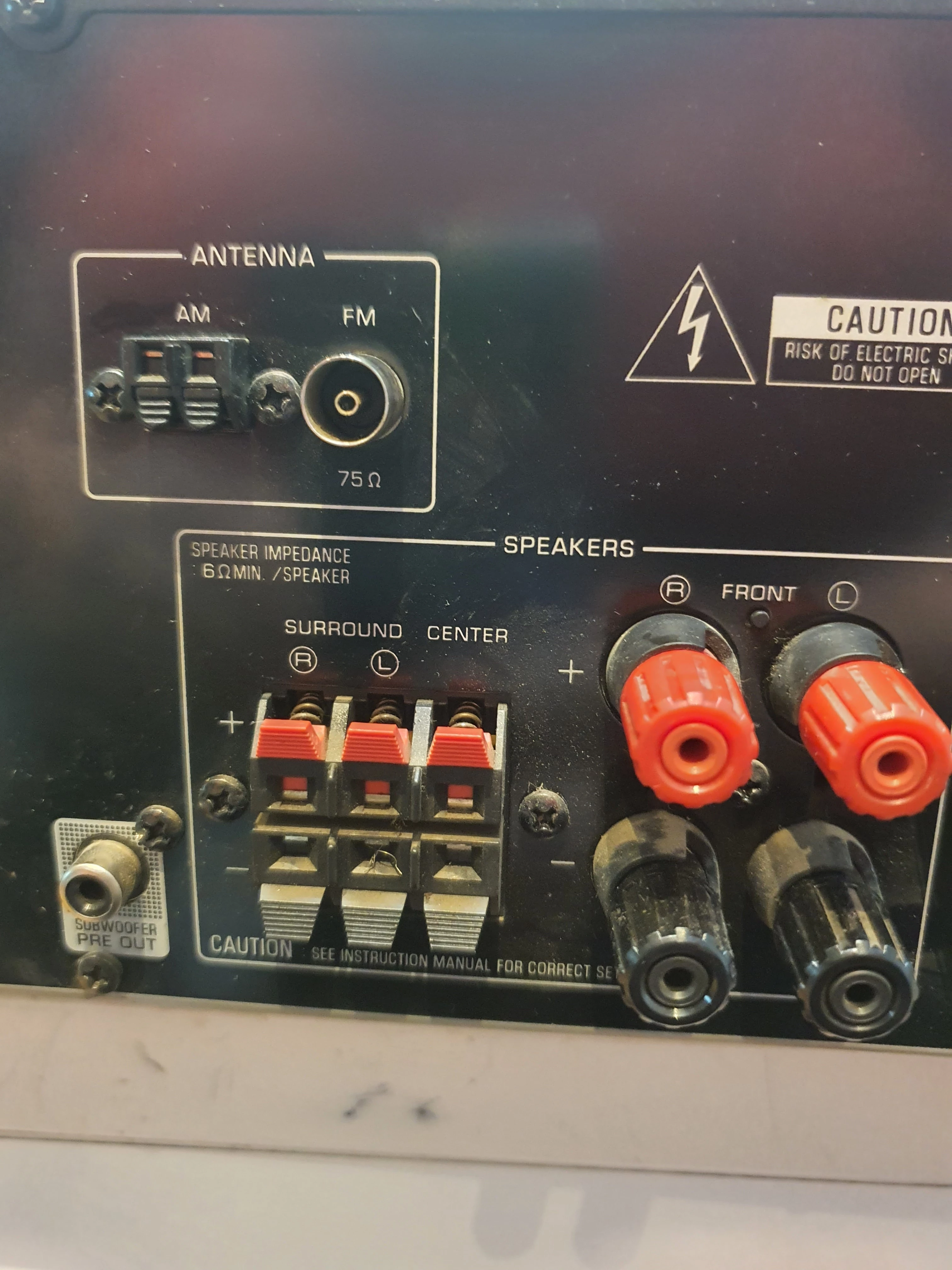 amplituner-yamaha-rx-v375-uszkodzony-stan-uzywany