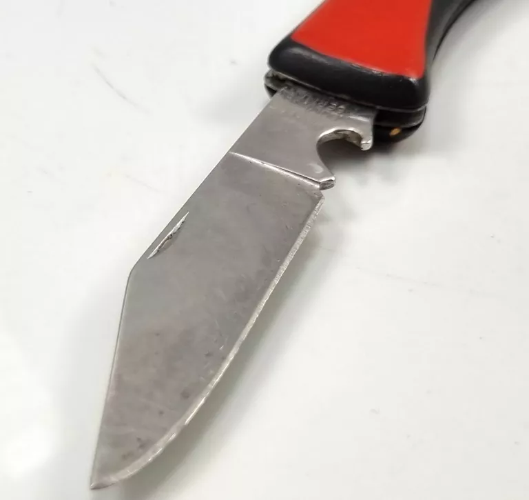 oryginalny-skladany-noz-scyzoryk-hilti-cechy-dodatkowe-brak