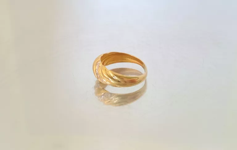 piekny-zloty-pierscionek-585-185g-r13-kamien-inny-kamien