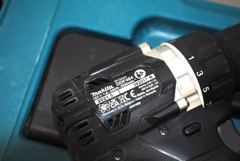 WKRĘTARKA MAKITA DDF484 KUFER 2 AKU ŁADOWARKA