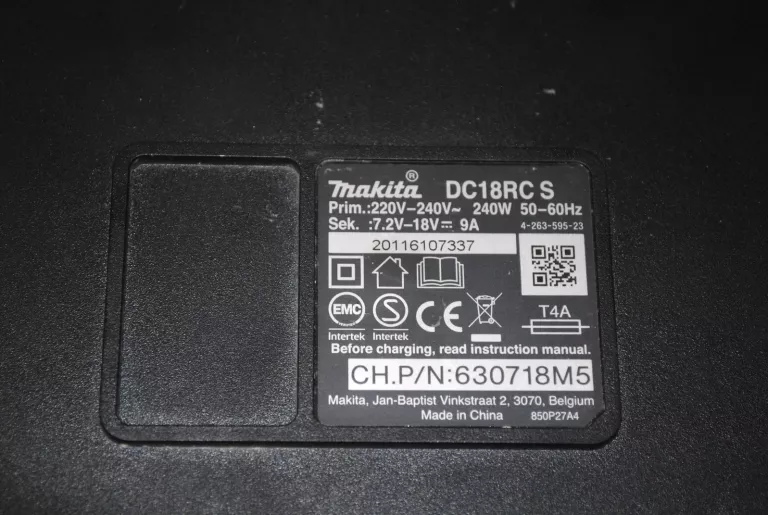 WKRĘTARKA MAKITA DDF484 KUFER 2 AKU ŁADOWARKA