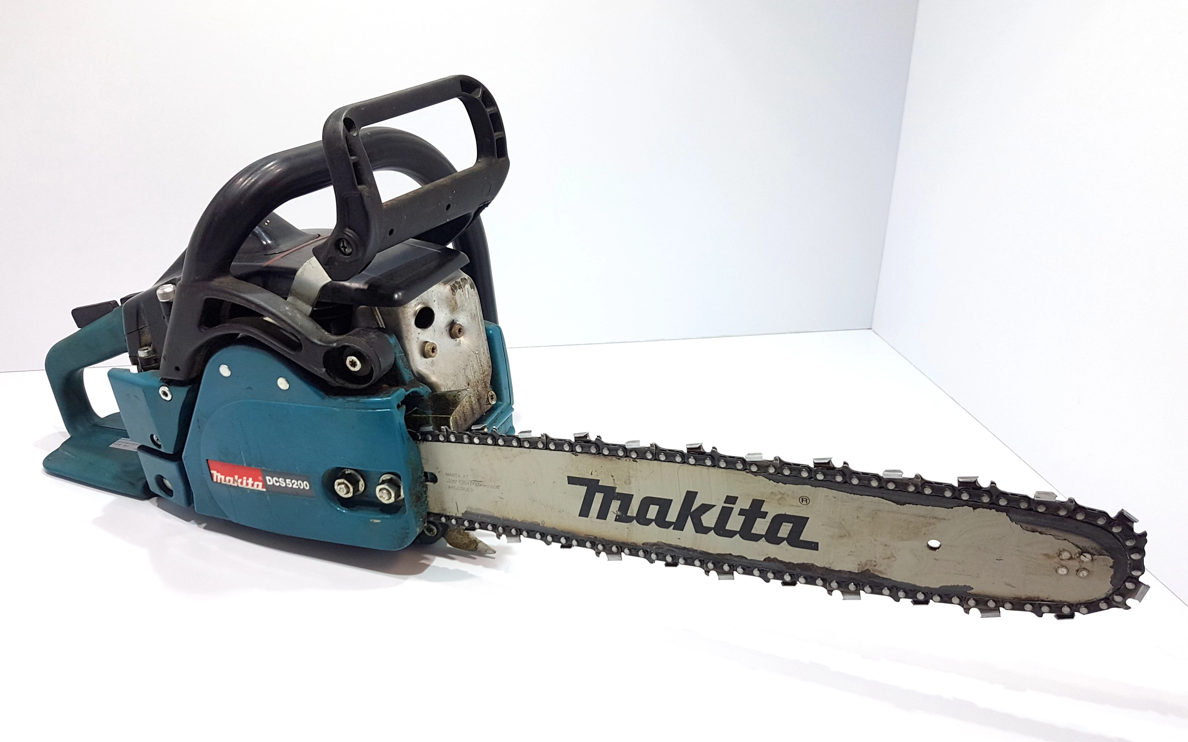 pila-spalinowa-makita-dcs-5200-37km-kod-producenta-dcs-5200