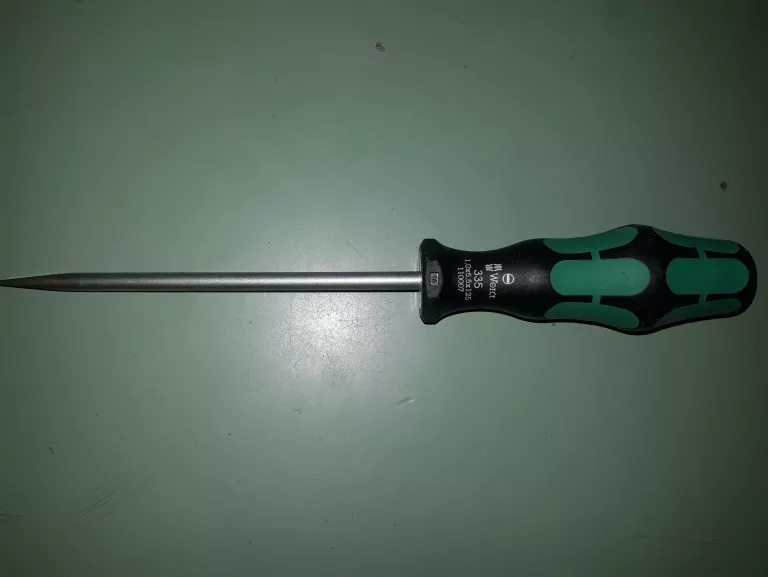 ŚRUBOKRĘT WERA KRAFTFORM PLUS - SERIA 100 VDE,