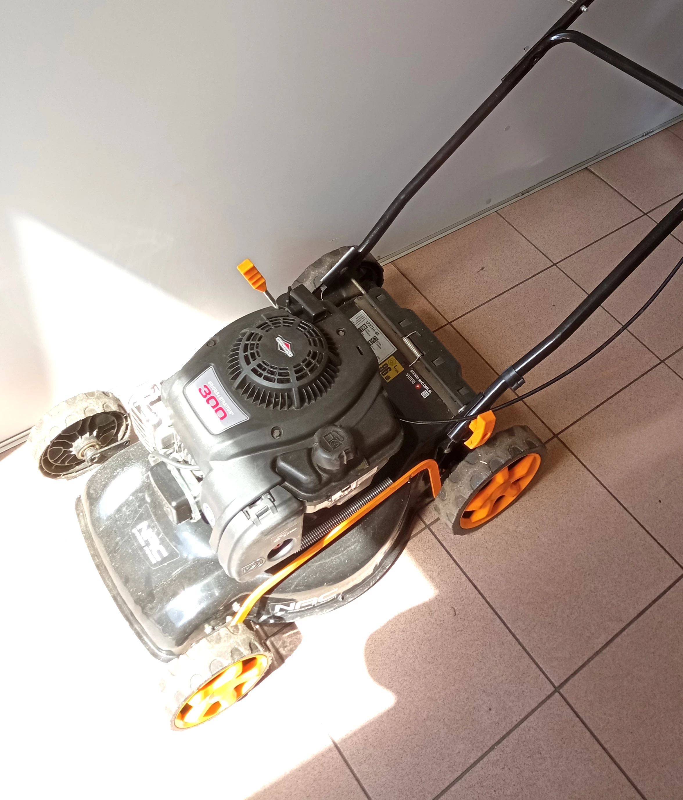 kosiarka-spalinowa-nac-lp2710-se-kod-producenta-000