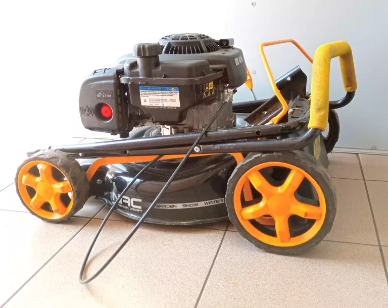 kosiarka-spalinowa-nac-lp2710-se-stan-uzywany