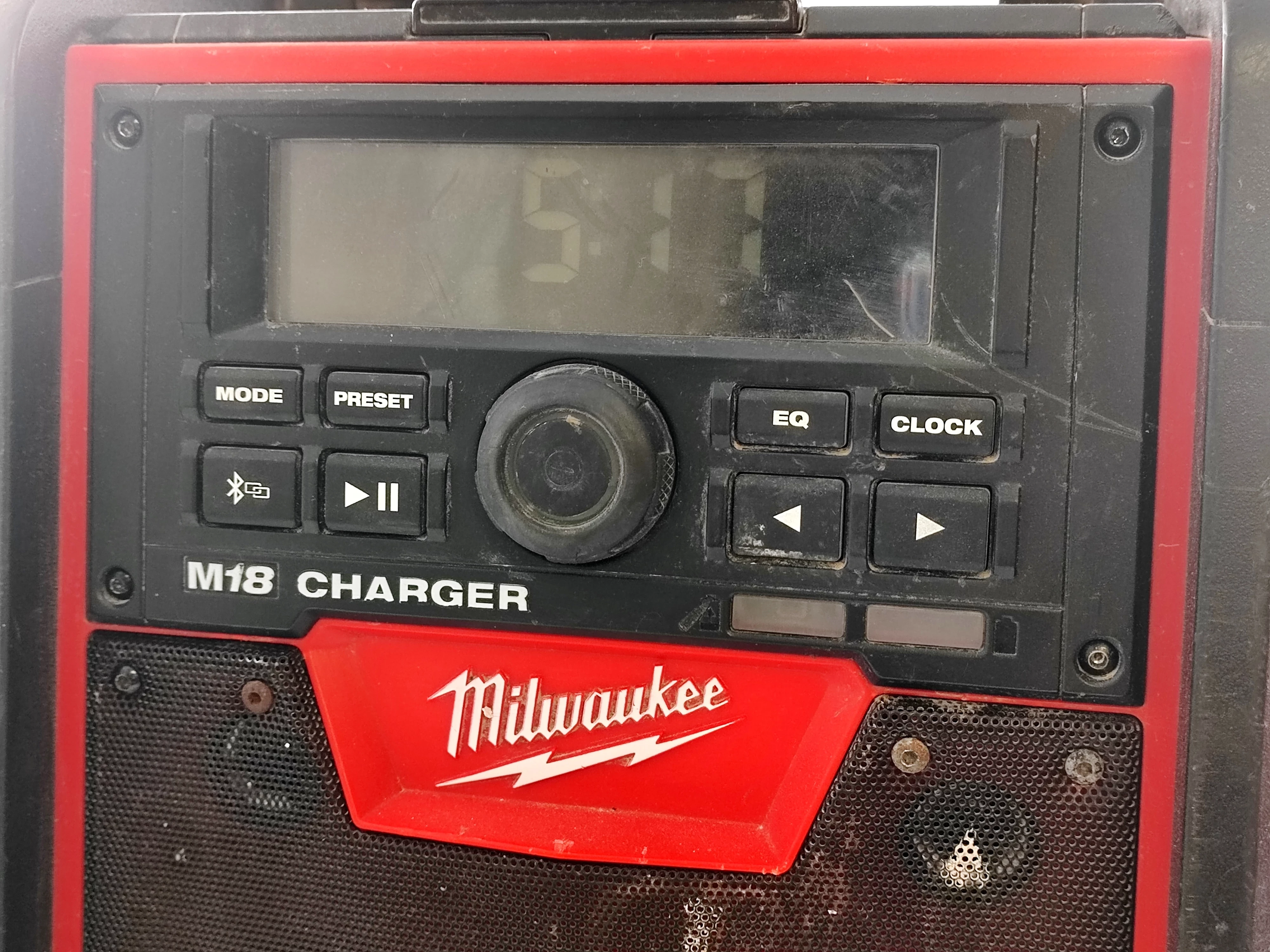 radio-budowlane-milwaukee-m18-rc-stan-uzywany