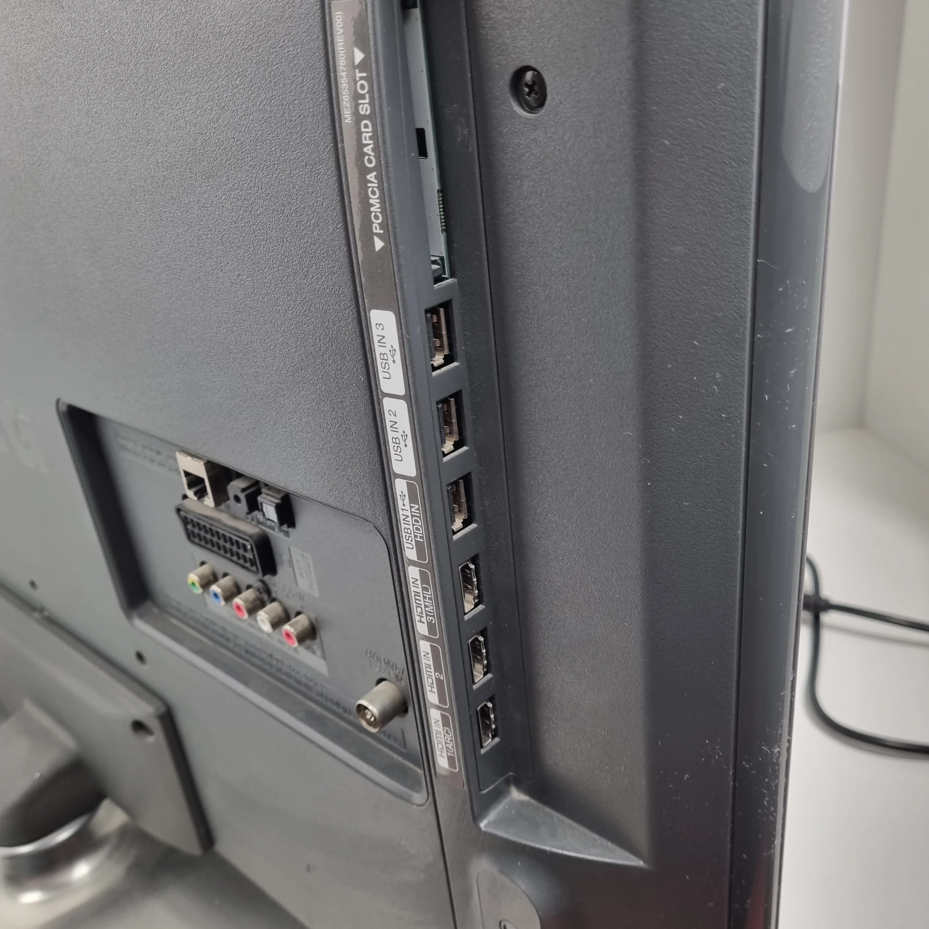 tv-lg-32lb5800-smart-tv-inny-system-producenta