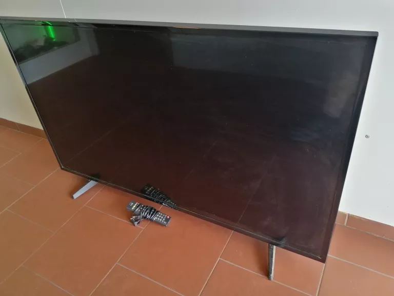 TELEWIZOR LG49LH570V 49 CALI + KABEL + PILOT