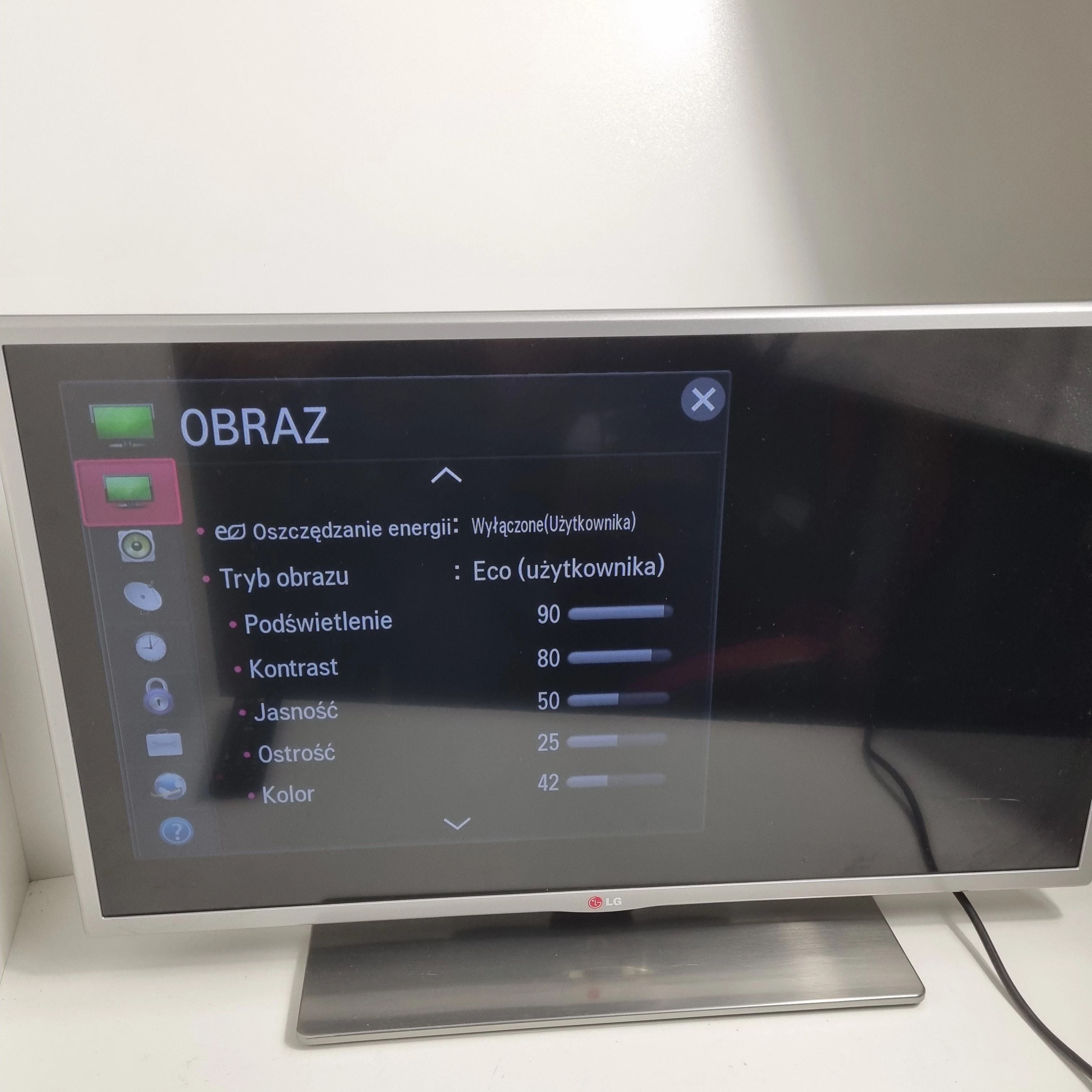 tv-lg-32lb5800-marka-lg