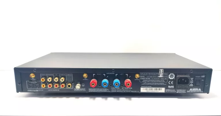 wzmacniacz-nad-c338-kolor-czarny