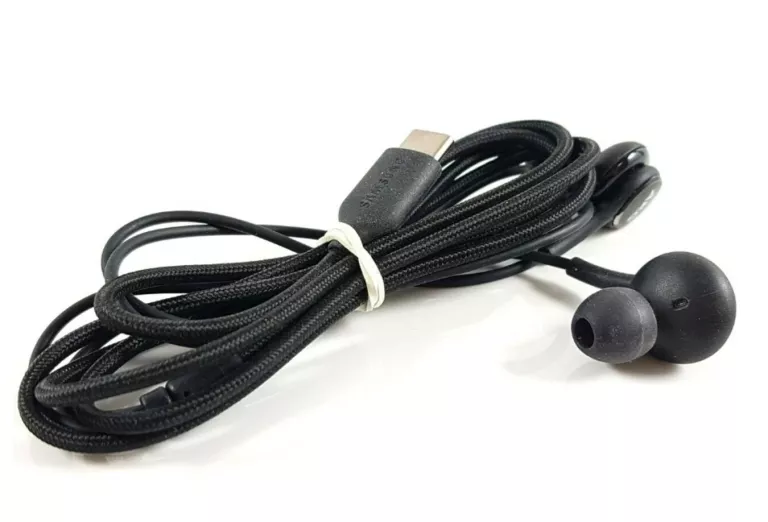 26. SLUCHAWKI DOKANAŁOWE AKG USB-C